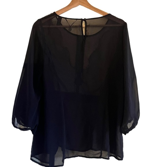 BKE Sheer Satin Black Boho Top Size L - Picture 3 of 4